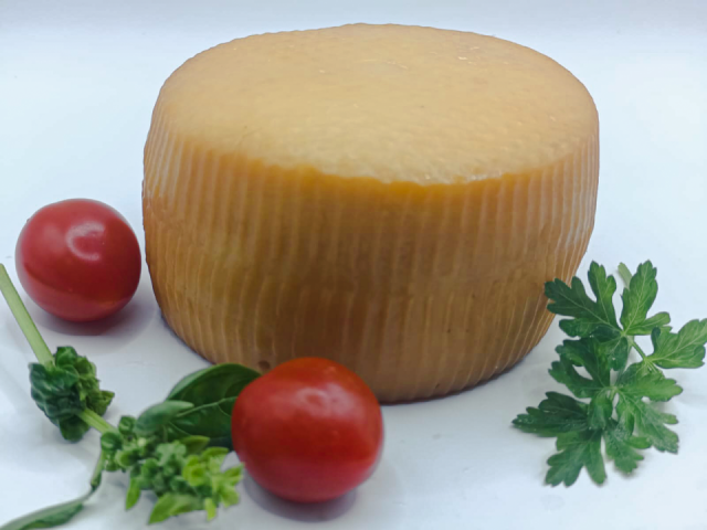 QUESO SEMICURADO AHUMADO REDONDO