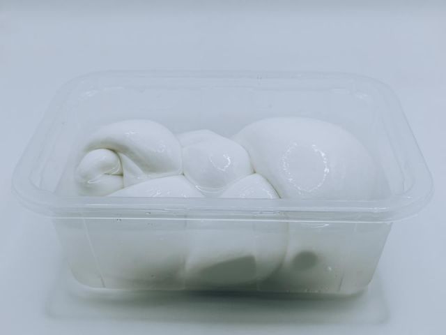 MOZZARELLA FIORDILATTE TRECCIA 1KG BANDEJA