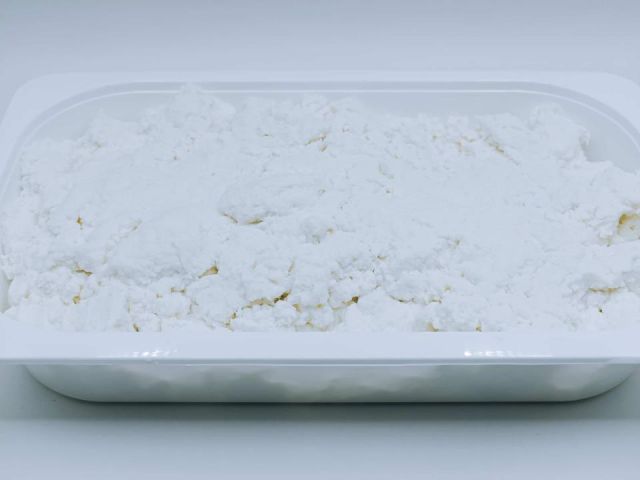 RICOTTA FRESCA HOMOGENEIZADA DULCE BANDEJA 1,5 KG