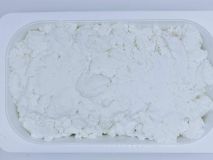 RICOTTA FRESCA HOMOGENEIZADA DULCE BANDEJA 1,5 KG